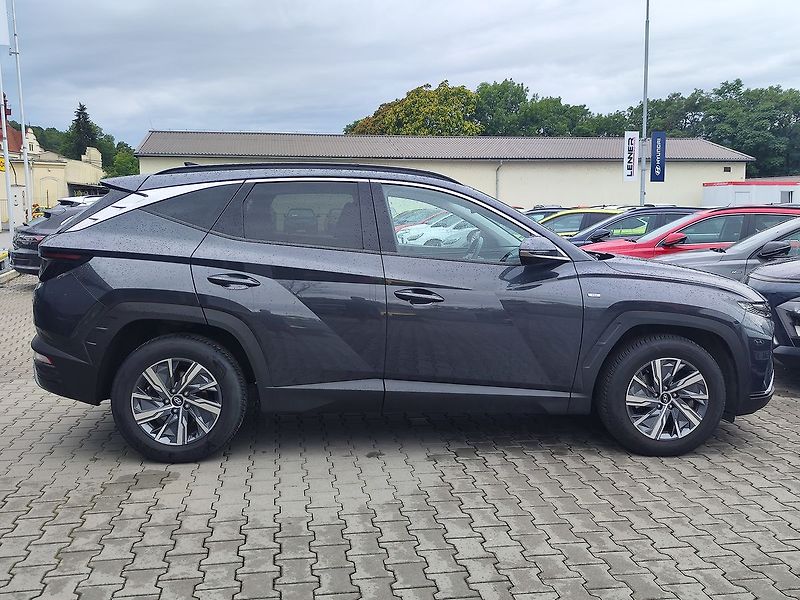 Hyundai Tucson 1.6 T-GDI/110kW Smart Navi DCT - fotka 4 z 34