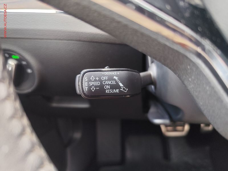 Škoda Superb (2021) 2.0TDi, ČR, Scout, DSG, LED - fotka 25 z 30