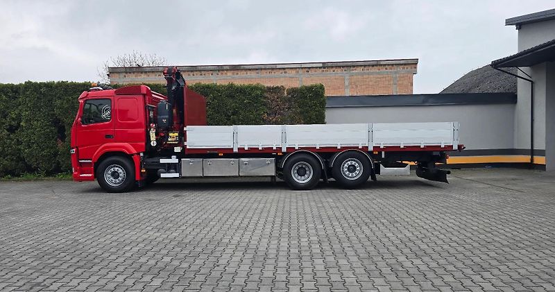 Volvo FM 380 6x2 HNJ Fassi F185 - fotka 9 z 18