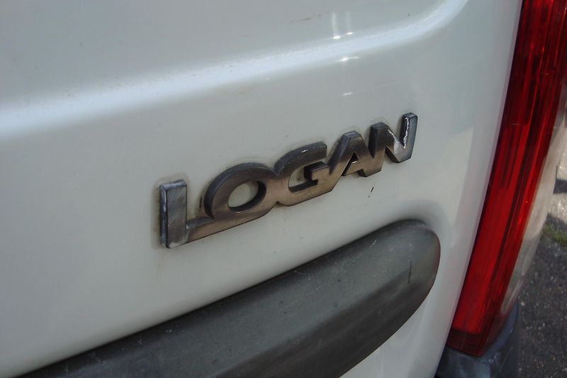 Dacia Logan (2011) 1.5 DCi, Nová STK + ME 8/2028 - fotka 15 z 39