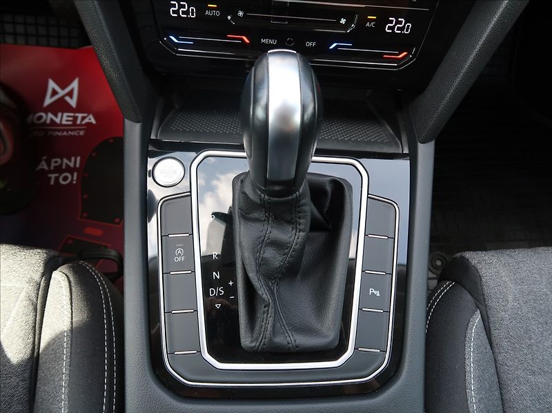 Volkswagen Passat 1,5 TSi,110kW,Business,1majČR - fotka 16 z 25