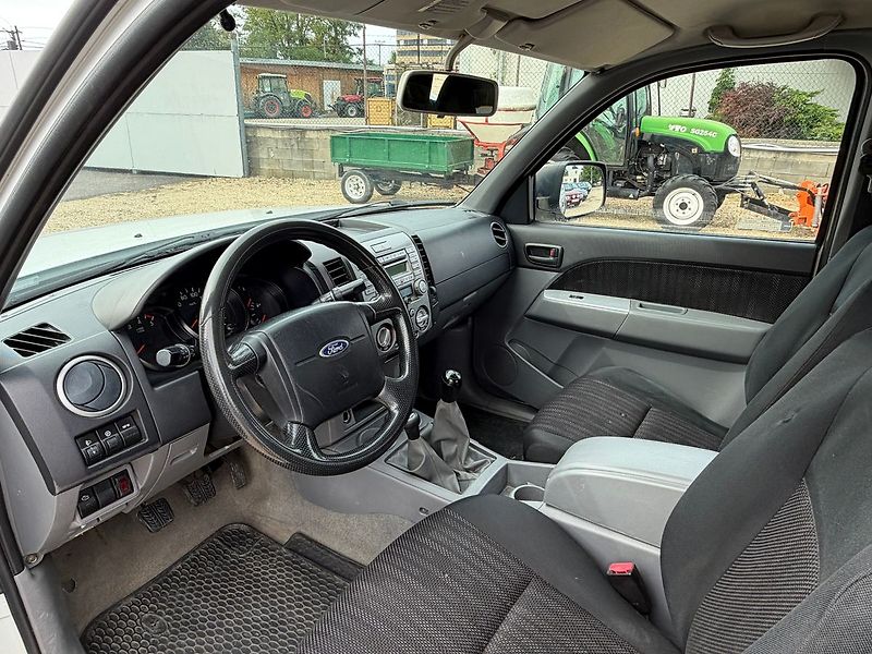 Ford Ranger 2.5TDCI 105kw*ZADÁNO* - fotka 16 z 29