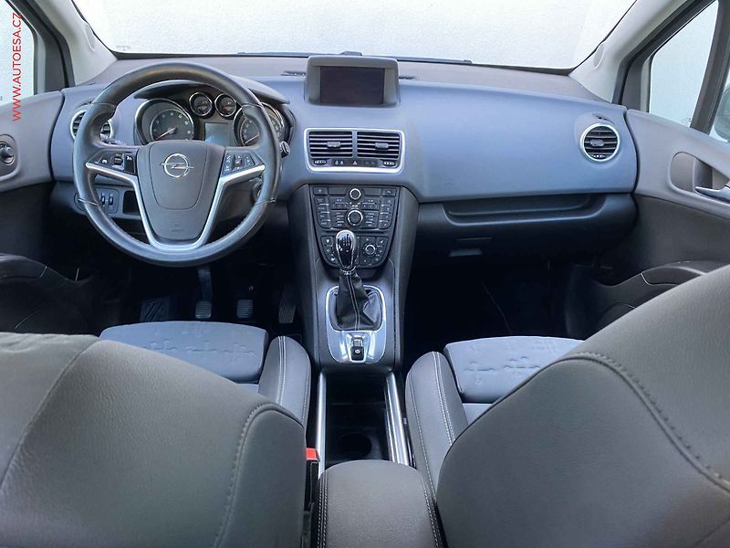 Opel Meriva (2010) 1.4 T, Innovation, navi, - fotka 8 z 19