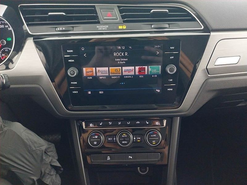 Volkswagen Touran (2018) Comfortline 2.0 TDI, Automat - fotka 12 z 17