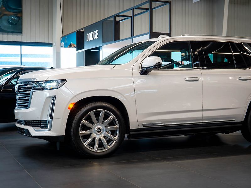 Cadillac Escalade (2024) 6.2 Premium Luxury Platinum - fotka 14 z 50