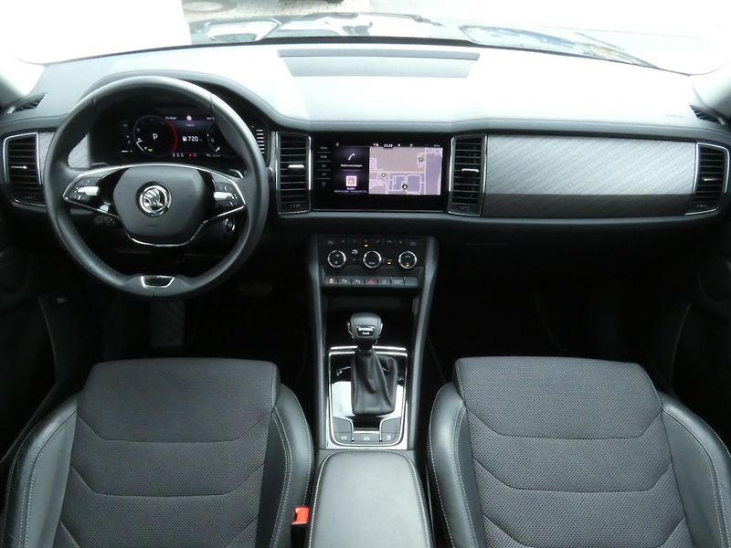 Škoda Kodiaq FL 4x4 Style 2.0 TDI /110kW  7 - fotka 15 z 30