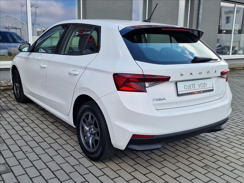 Škoda Fabia 1.0TSI Ambition,ČR,1.Majitel - fotka 8 z 50