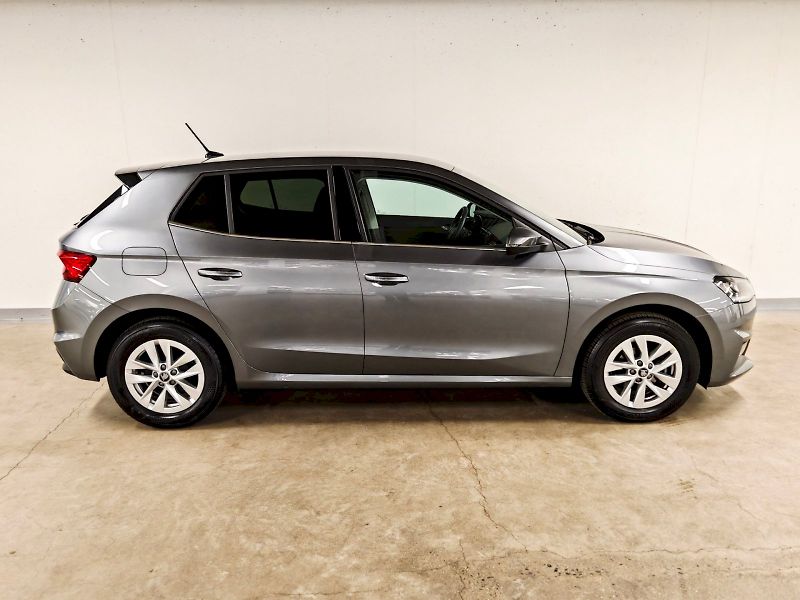 Škoda Fabia (2025) 1.0 TSI 70 kW Top Selection - fotka 25 z 28
