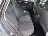 Volkswagen Golf 1,9 TDi,77kW,Aut.klima,tempoma - náhled 17