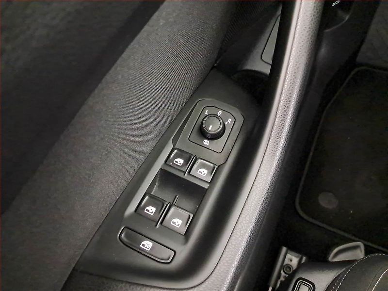 Volkswagen Passat (2020) Elegance 2.0 TDI, Automat - fotka 16 z 17