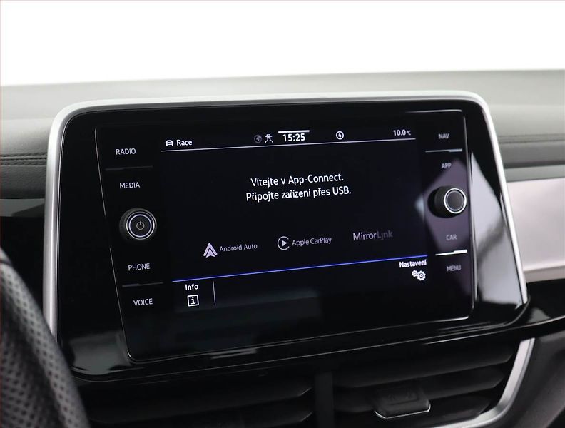 Volkswagen T-Roc (2022) R 2.0 TSI 4Motion - fotka 22 z 28
