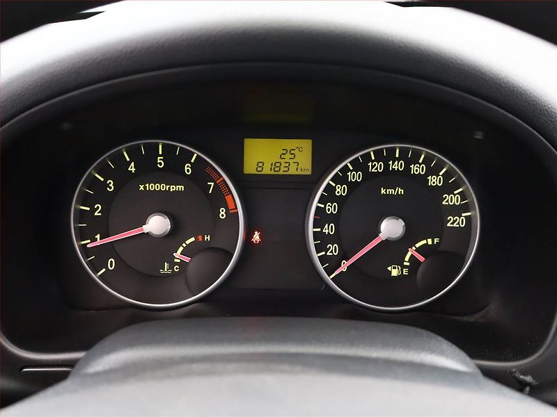 Hyundai Accent (2008) 1.4i, po STK, jezdí dobře - fotka 9 z 12