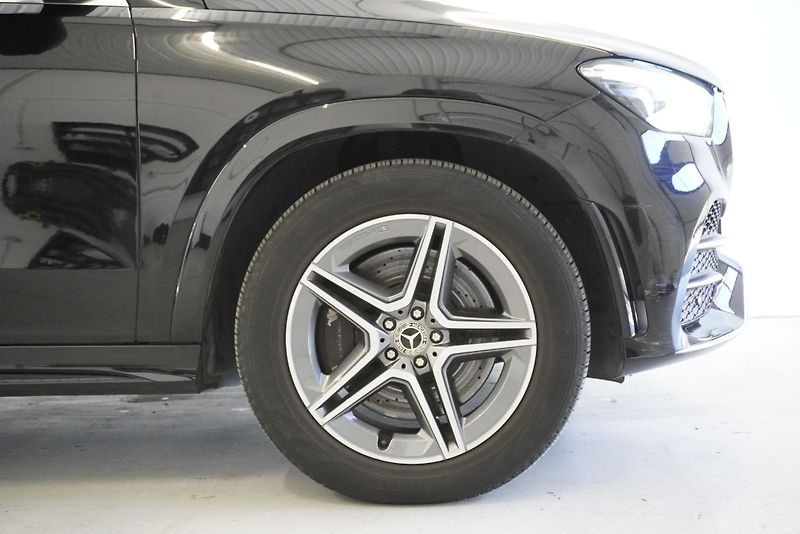 Mercedes-Benz GLE (2020) GLE450 3.0I AMG-LINE 4MATIC - fotka 17 z 43