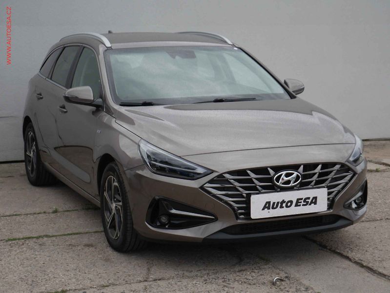 Hyundai i30 (2022) 1.5T-GDi, 2.maj,ČR, servis - fotografie inzerátu