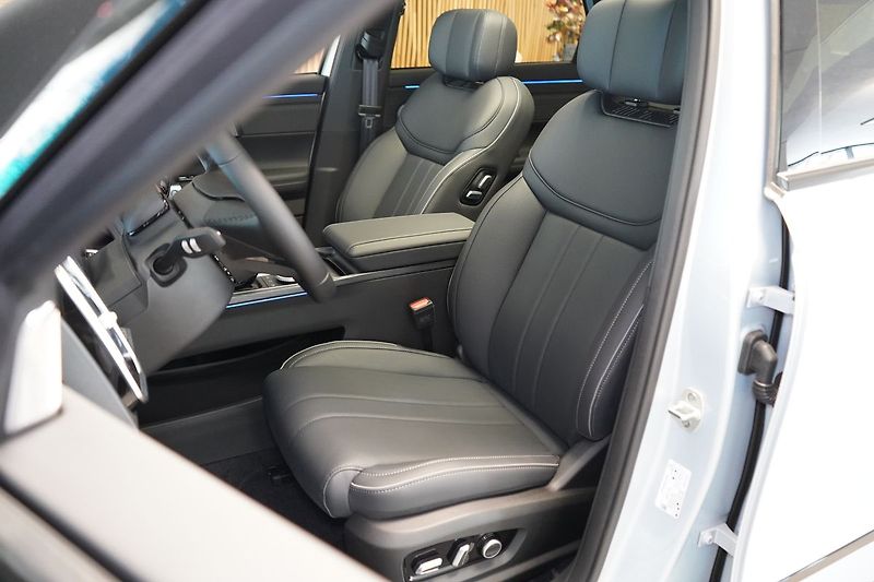 Jaecoo 7 1.6 T-GDI EXCLUSIVE AWD DCT - fotka 14 z 32