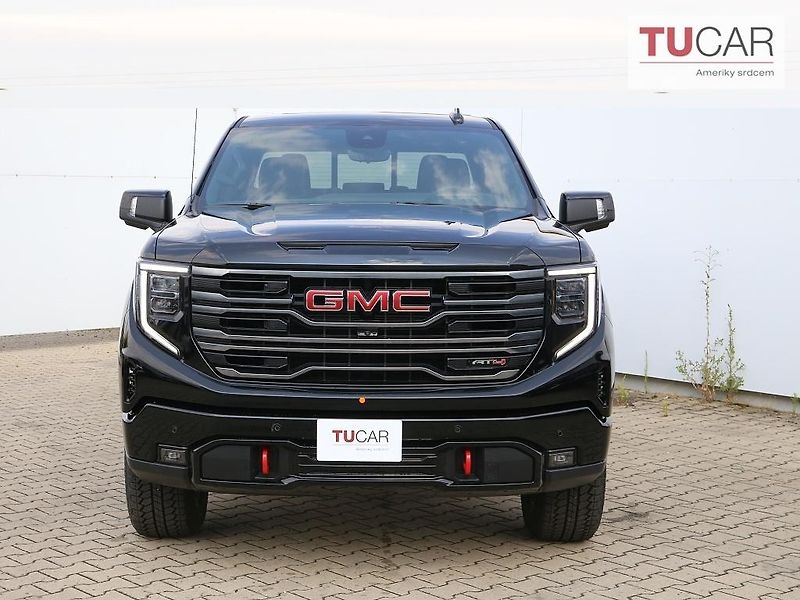 Chevrolet Silverado (2026) ZR2 6.2 V8  - fotka 2 z 48