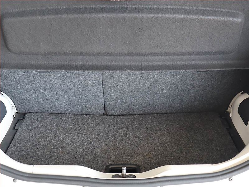Volkswagen up! (2012) 1.0 MPI, Tempomat - fotka 13 z 14