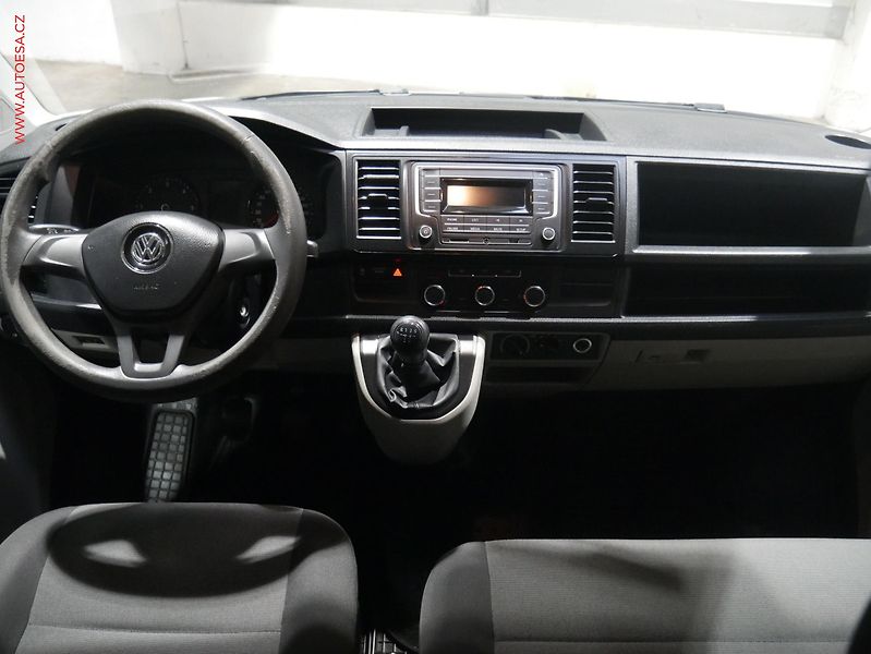 Volkswagen Transporter (2017) 2.0TDi 6míst, 2.maj,ČR, AC - fotka 8 z 14