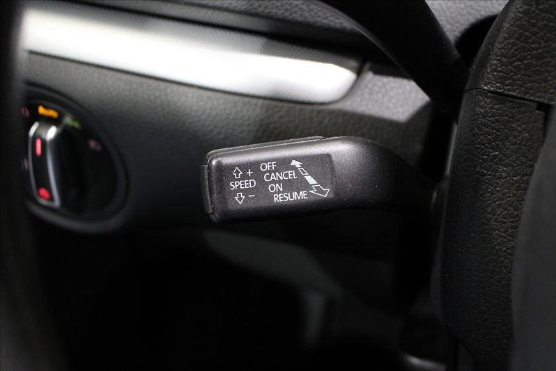 Volkswagen Sharan 2,0 TDI - fotka 18 z 29