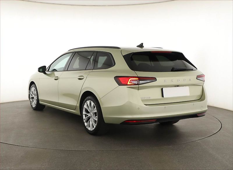 Škoda Superb (2024) 2.0 TDI - fotka 4 z 20