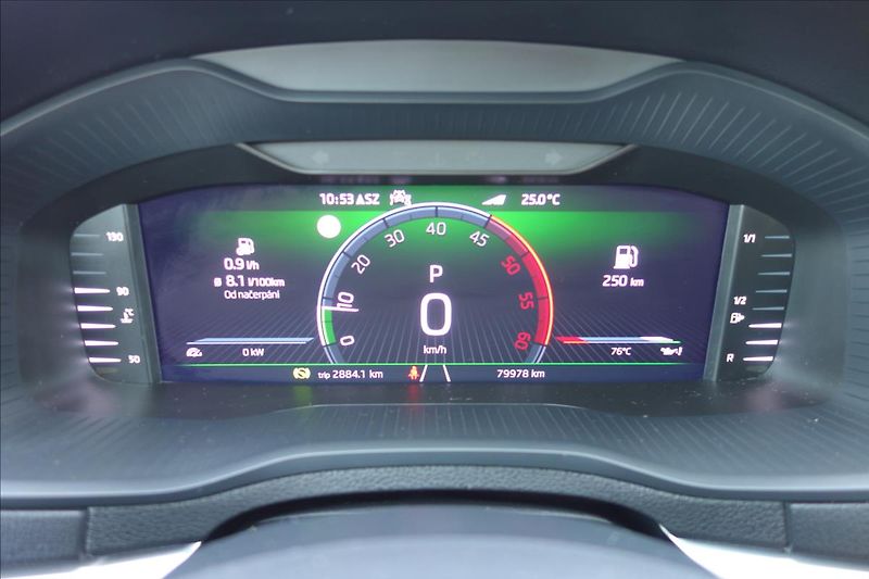 Škoda Karoq 2,0 TDi,ČR,4x4,PANORAMA,STYLE. - fotka 44 z 50