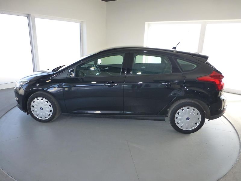 Ford Focus (2014) 1,6TDCI-77KW*KLIMATIZACE - fotka 8 z 21