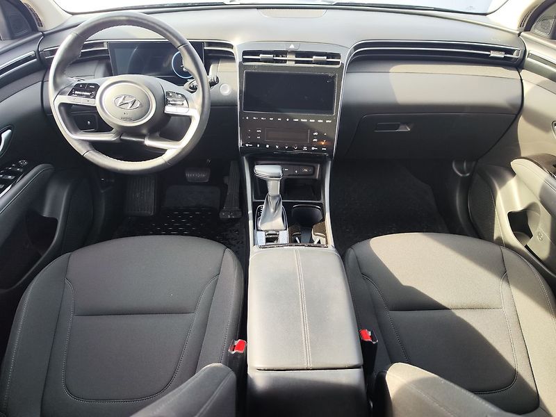 Hyundai Tucson 1.6 T-GDi/110kW Smart Navi DCT - fotka 13 z 34