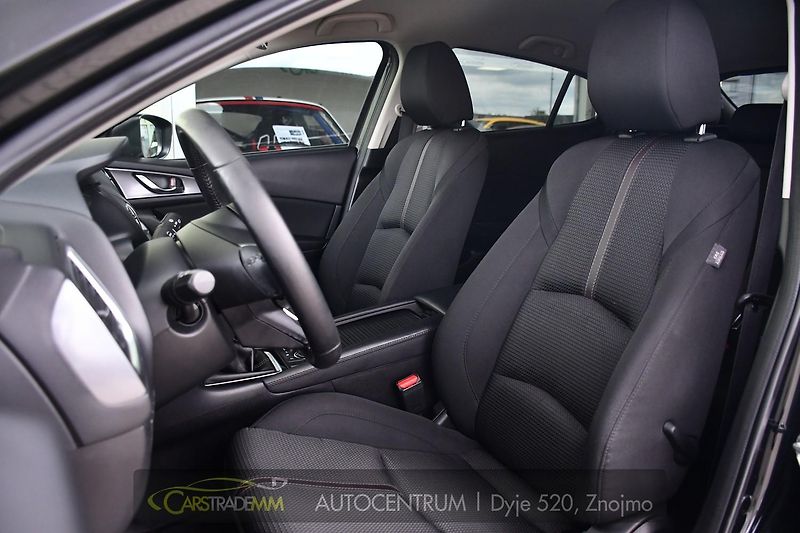 Mazda 3 2.0 SkyActiv-G120 REVOLUTION - fotka 11 z 52