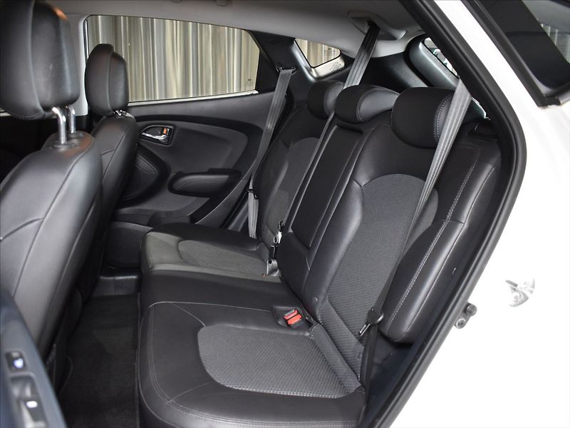 Hyundai ix35 1,7 CRDI Výhřevy - fotka 9 z 20