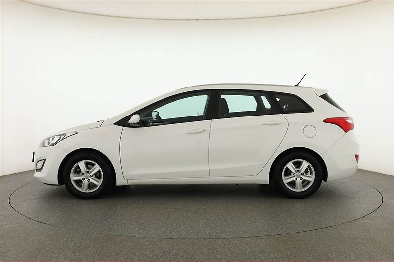 Hyundai i30 (2012) 1.6 GDI, Serv.kniha, Tempomat - fotka 3 z 14