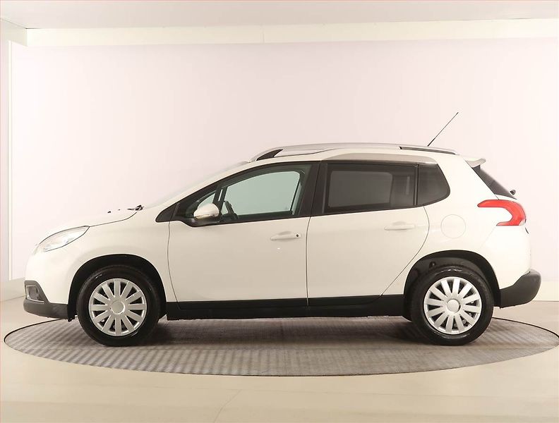 Peugeot 2008 (2014) 1.2 PureTech, Tempomat - fotka 3 z 17