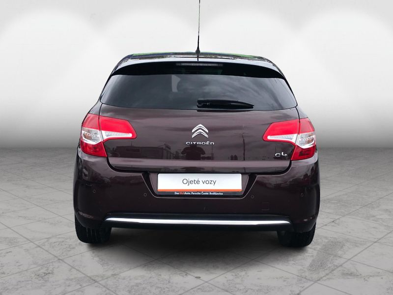 Citroën C4 1.6 HDi Attraction - fotka 9 z 23
