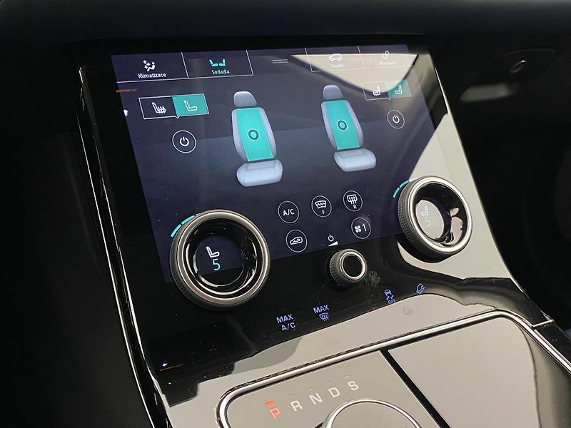 Land Rover Range Rover Velar P250 HSE AWD AUT CZ - fotka 35 z 45