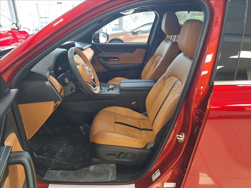 Mazda CX-80 (2026) 3.3 D 254k AWD AT8 HOMURA COSO - fotka 3 z 16