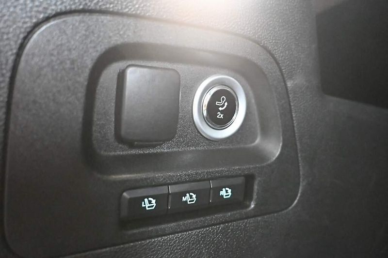Ford S-MAX (2020) 2.0 LED ACC SONY Tažné Webasto - fotka 29 z 39