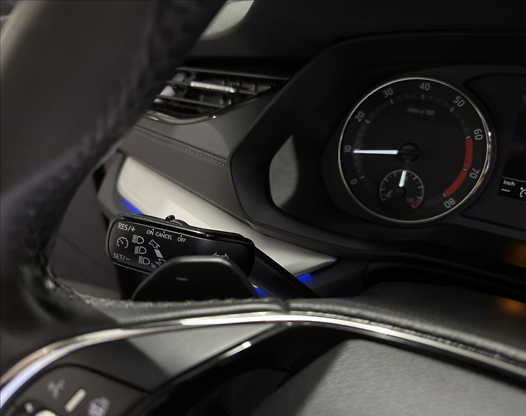 Škoda Octavia 1,5   TSI DSG 110KW CLEVER TOP - fotka 16 z 41