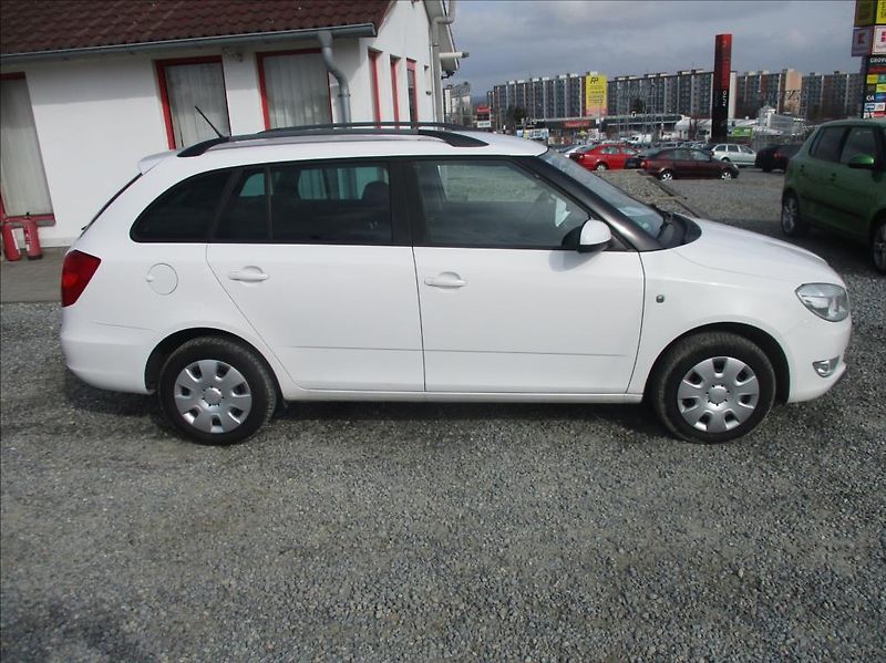 Škoda Fabia 1,4 i 16v, klima,vyhř.sedadla, - fotka 5 z 25
