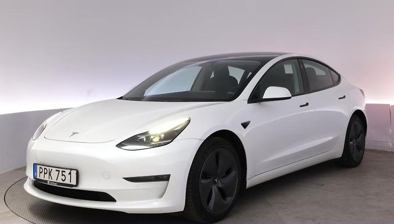 Tesla Model 3 LR AWD SoH 92% FSD - fotka 1 z 24