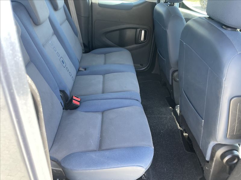 Citroën Berlingo 1,6 HDi 68kw Klima ESP Tažné - fotka 12 z 31