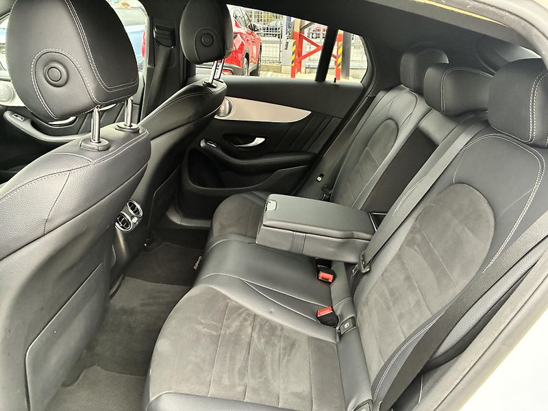 Mercedes-Benz GLC 250d-150kw,4x4,COUPE, AMG,AT  - fotka 14 z 36