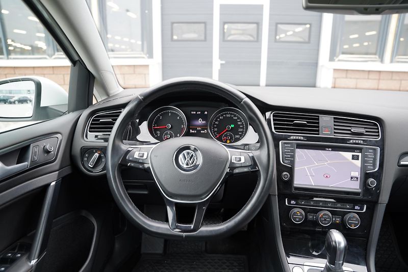 Volkswagen Golf - fotka 15 z 21