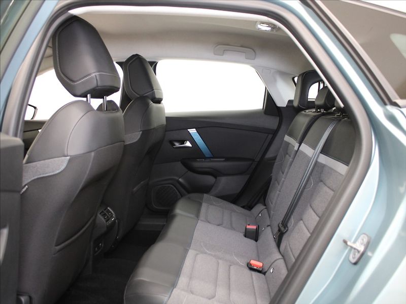 Citroën ë-C4 0,1 46kWh Shine NAVI Záruka ČR - fotka 7 z 23