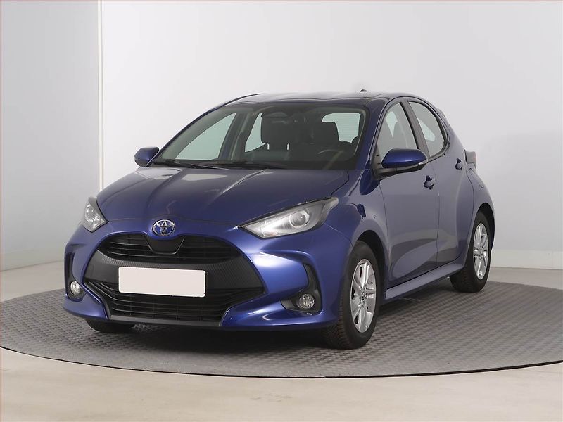 Toyota Yaris (2024) 1.5 VVT-i Hybrid - fotka 2 z 19