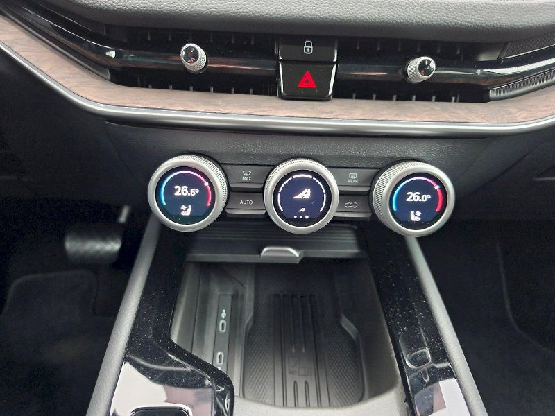 Škoda Superb (2025) COMBI 2,0TDI 110KW DSG L&K - fotka 18 z 35