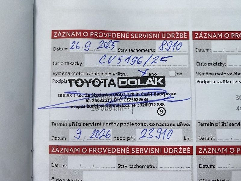 Toyota Aygo 1.0i, ČR, Style Tech, automat - fotka 17 z 17