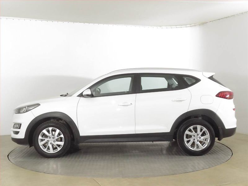Hyundai Tucson (2019) 1.6 T-GDI, Serv.kniha - fotka 3 z 17