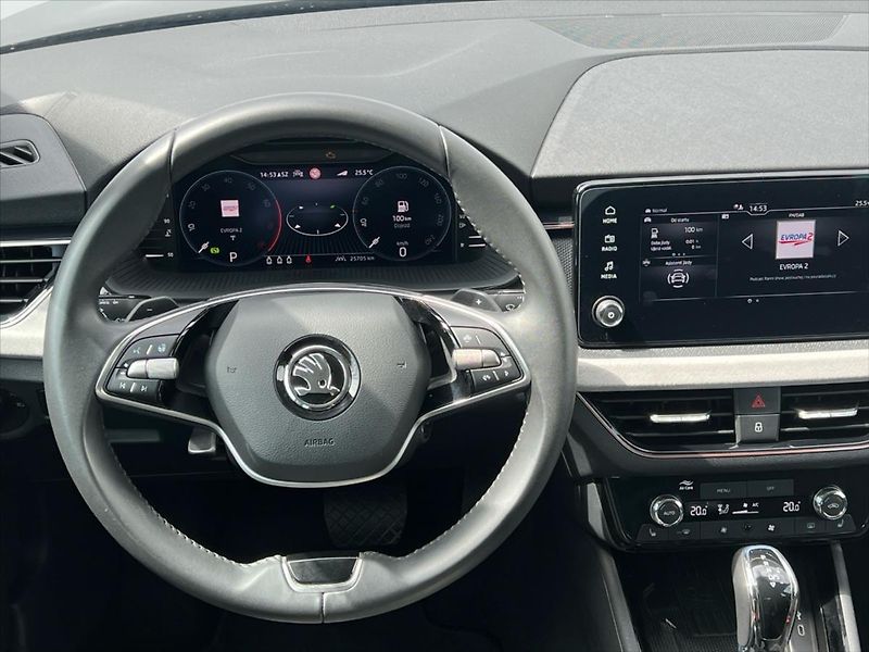 Škoda Scala 1,0 TSi 85 kW 7DSG 130 LET PRE - fotka 15 z 30