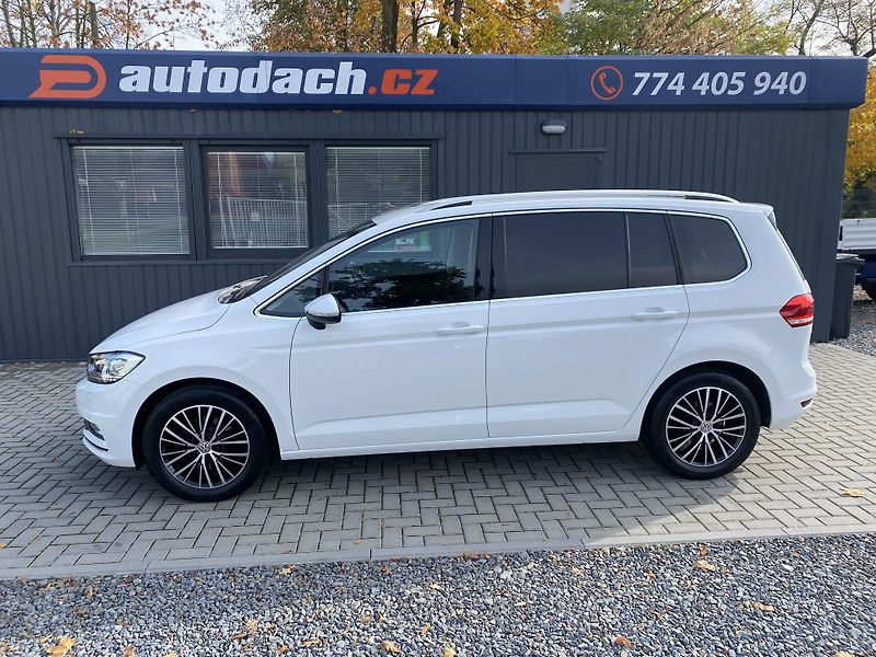 Volkswagen Touran 1.4 TSI 110kW-HIGHLINE - DSG - fotka 1 z 48