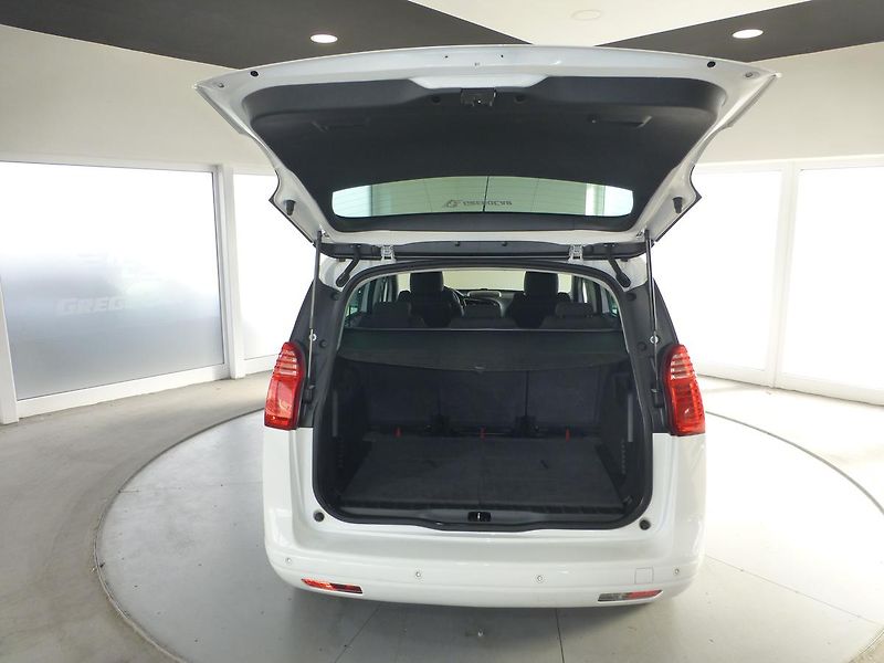 Peugeot 5008 (2014) 1,6HDI*NAVIGACE.*PARKS**NEW - fotka 28 z 31
