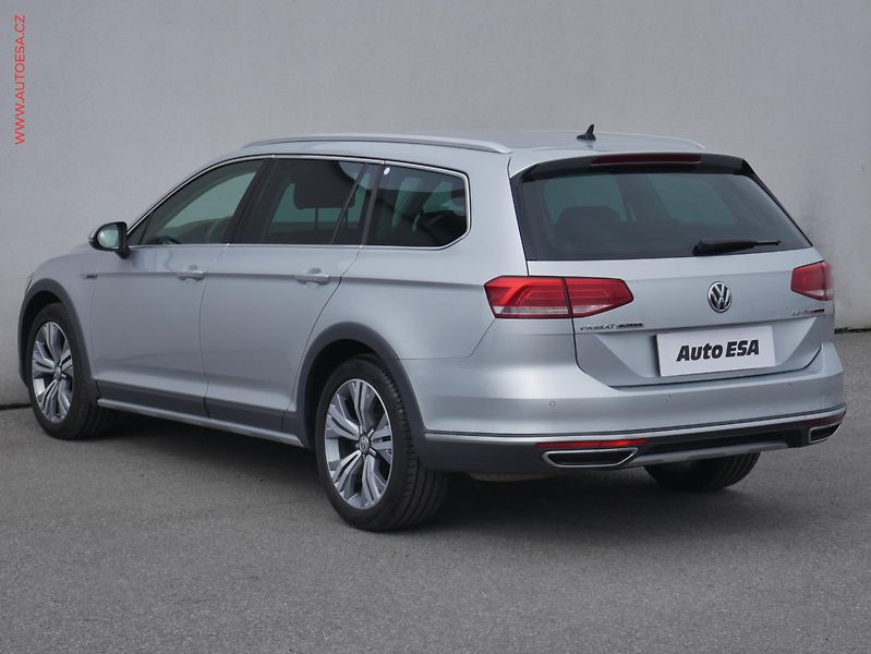 Volkswagen Passat (2017) 2.0TDi, ČR, DSG, navi, LED - fotka 6 z 23